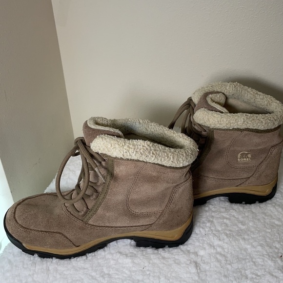 SOREL Waterfall Low Lace Waterproof Thinsulate Boot Size 6.5 - Picture 4 of 13